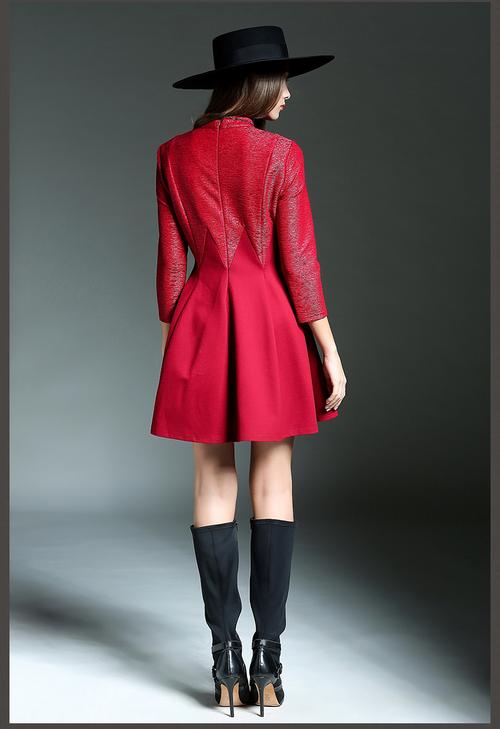 正品承诺，品质之源 韩诗菲与品诺服饰的诚信之道